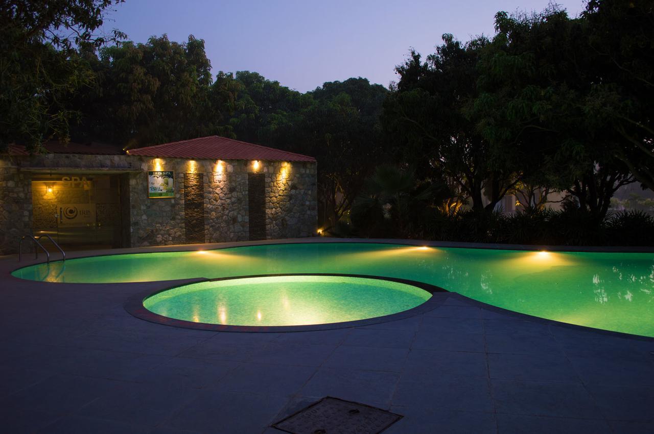 Corbett Wild Iris Spa And Resort Ramnagar  Dış mekan fotoğraf