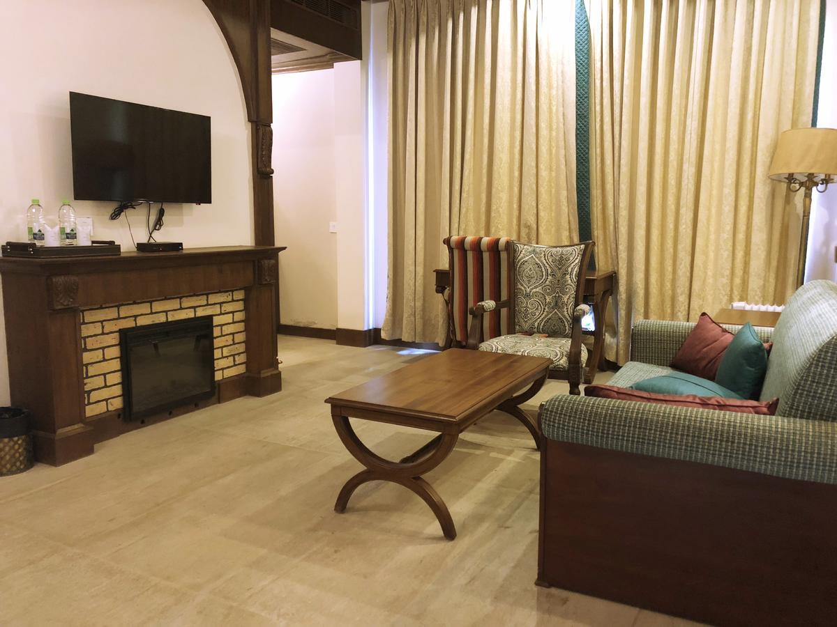Corbett Wild Iris Spa And Resort Ramnagar  Dış mekan fotoğraf