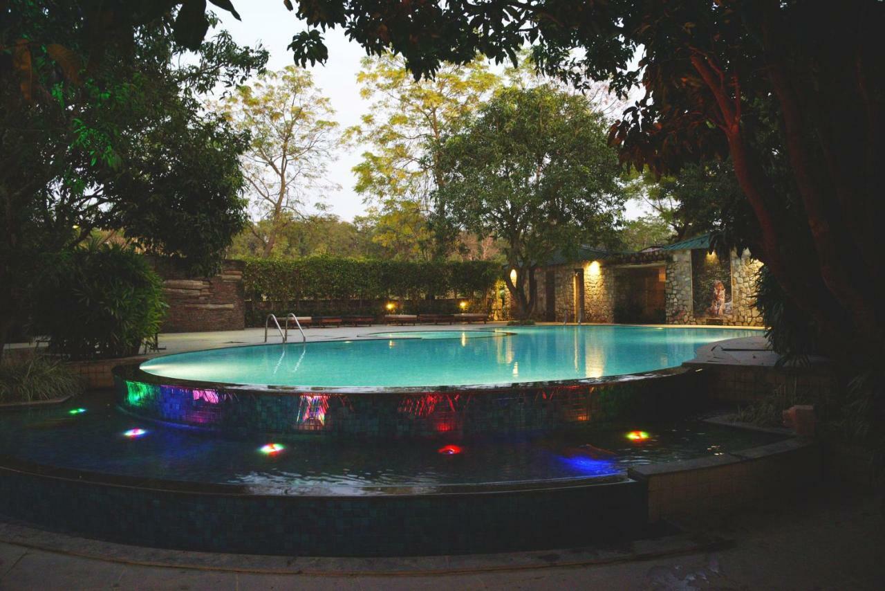 Corbett Wild Iris Spa And Resort Ramnagar  Dış mekan fotoğraf